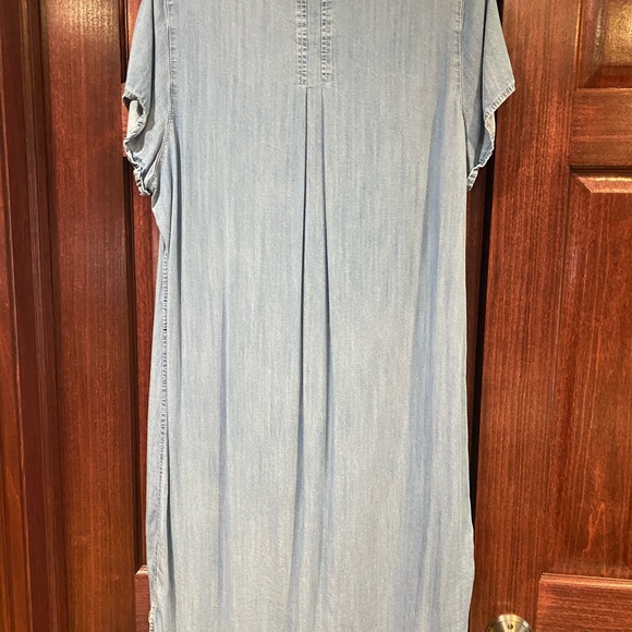 Maurice’s denim dress. - Picture 3 of 4